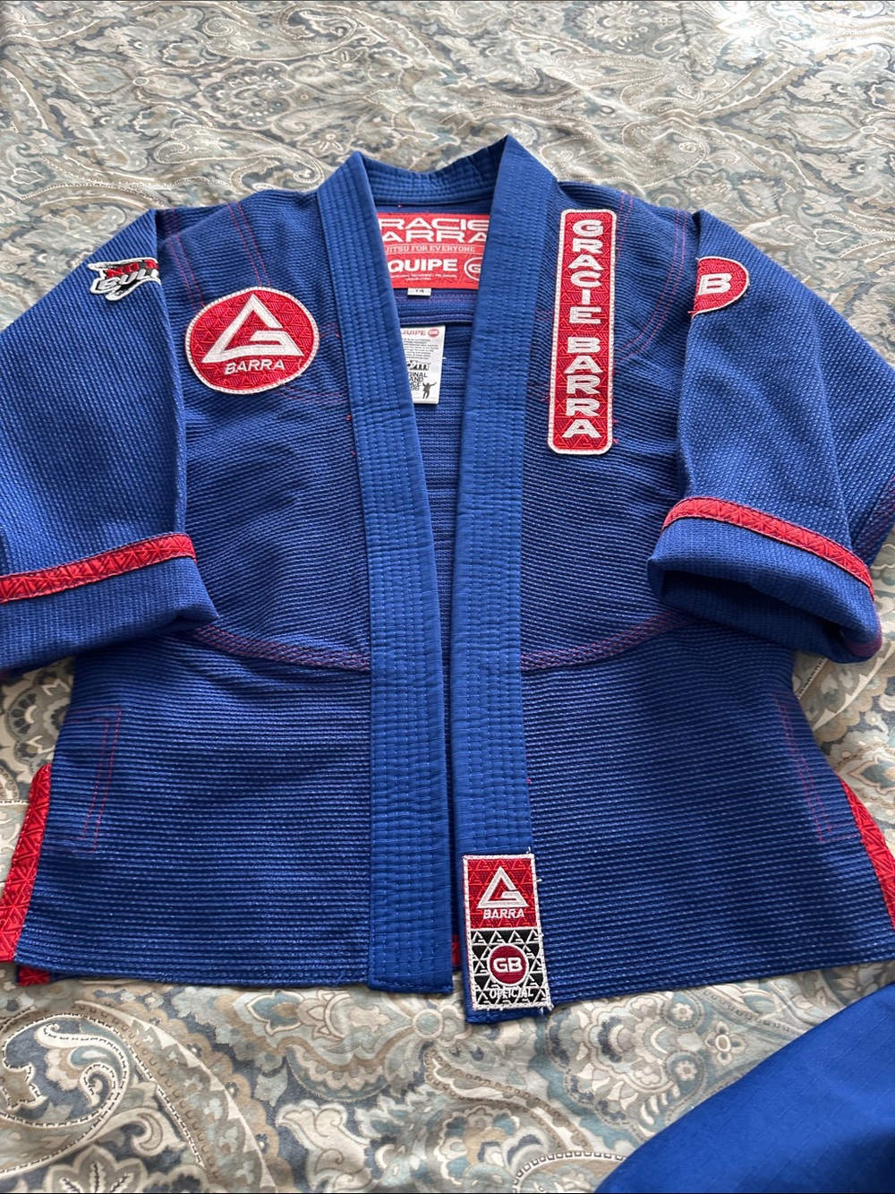 Equipe Kids Y4- Blue Jiu-Jitsu Gi Set with Red Accents - Picture 3 of 5